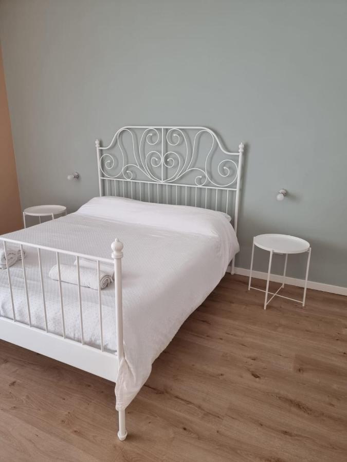 Three Rooms Alghero Bagian luar foto